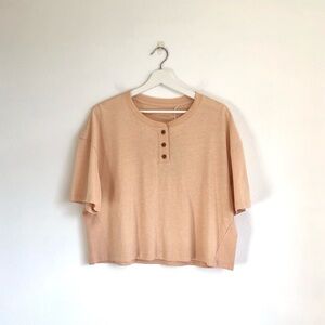 NWT Everlane The Vintage Henley Hemp Tee | Hazelnut Tan / Peach, Size Medium